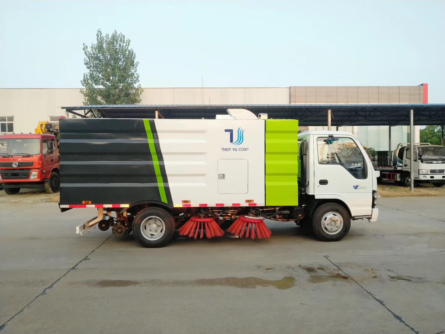 國六五十鈴掃路車（5.5立方）